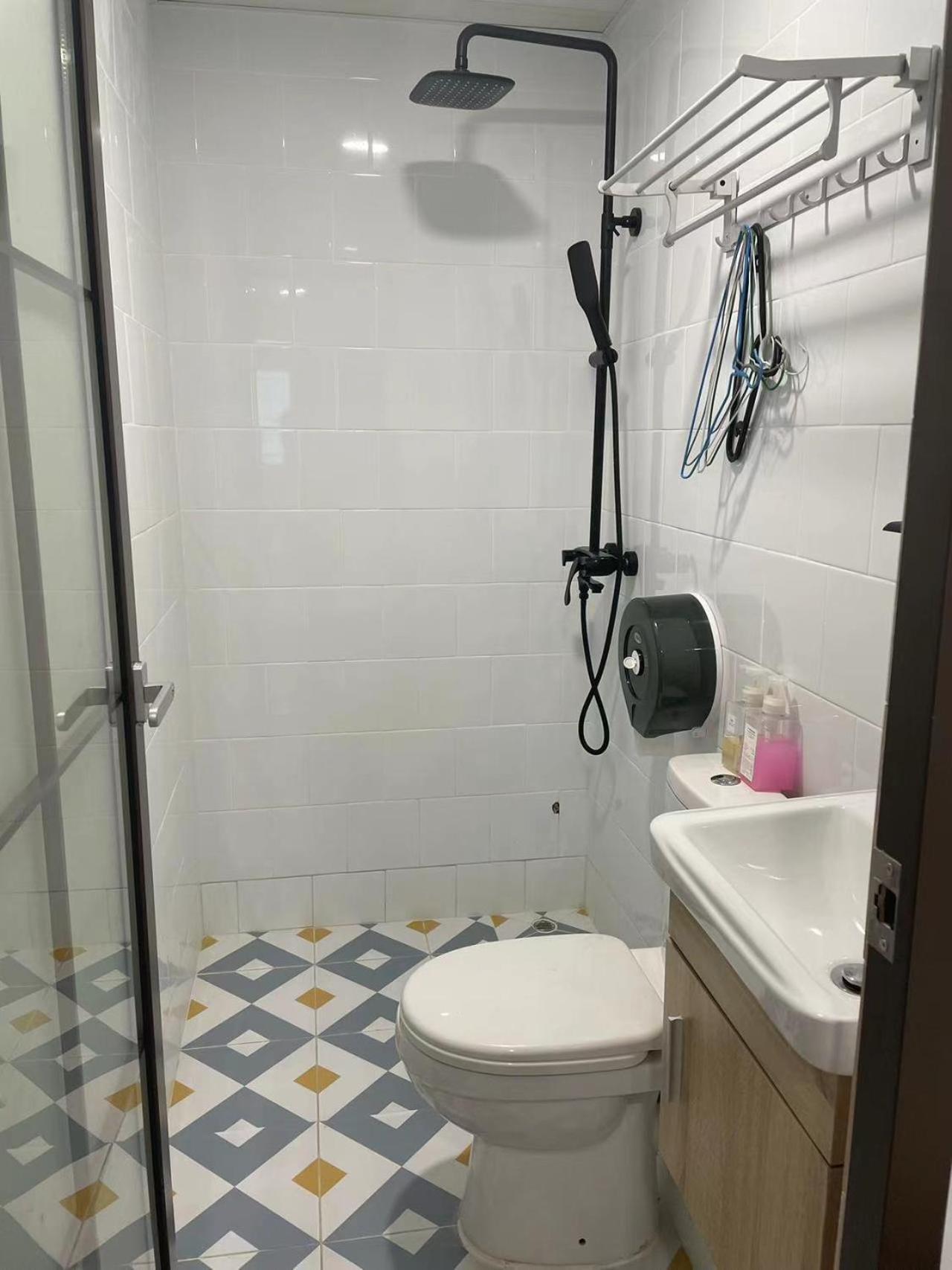 Timehouse Hong Kong Hostel Group Екстериор снимка